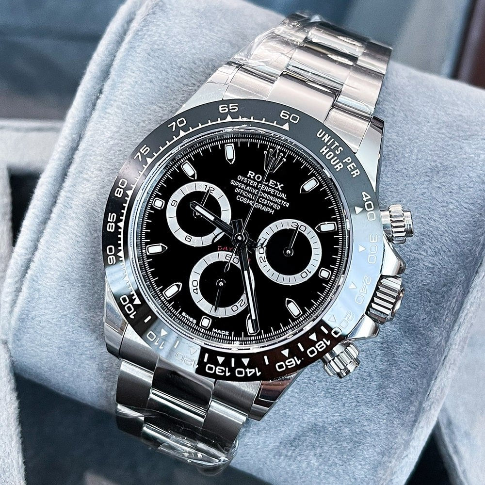 Rolex Cosmograph Daytona Black dial  comInline Delivery Info